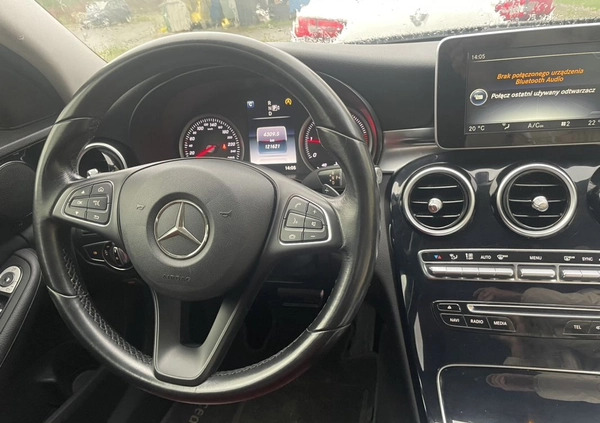 Mercedes-Benz Klasa C cena 68999 przebieg: 130000, rok produkcji 2015 z Rzeszów małe 121
